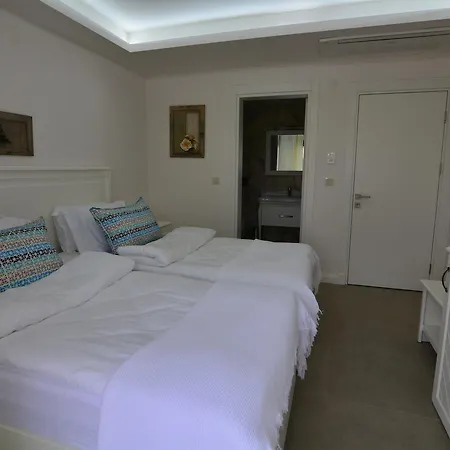 Dalyan Risus Bed and Breakfast 4*