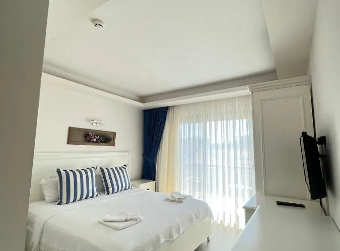 Dalyan Risus Bed & Breakfast 4*